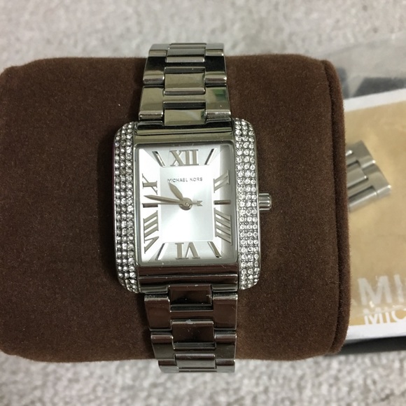 Michael Kors Watch - Picture 1 of 4